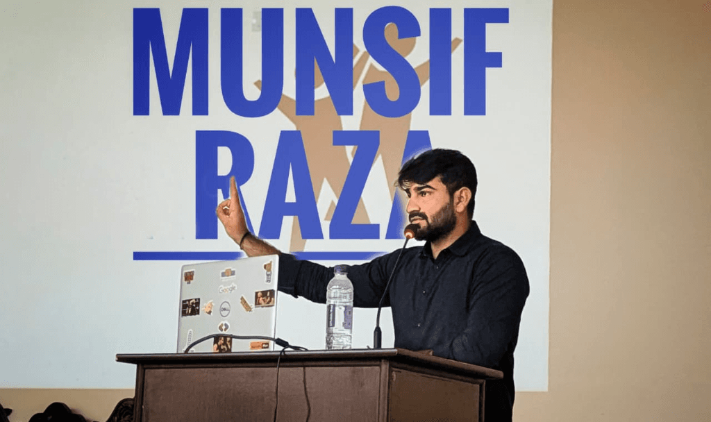 Munsif Raza Startup & Product Strategy Keynote